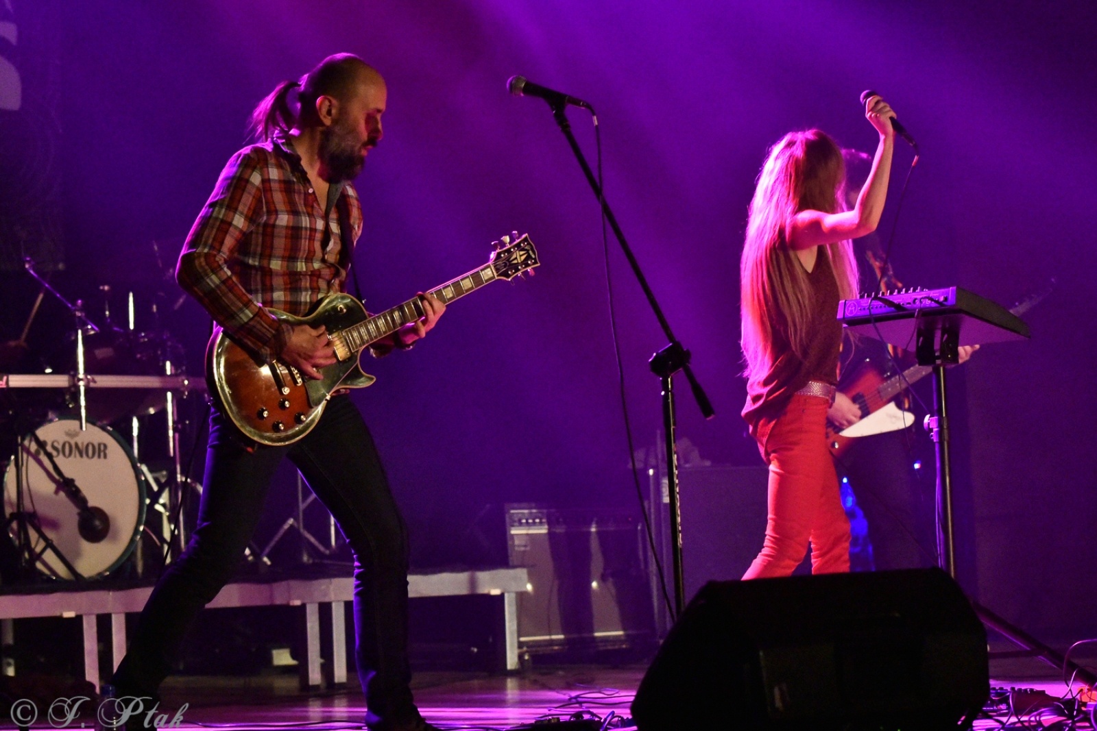 Zdjęcie w galerii na portalu naszraciborz.pl: RoCK UP. Mocne brzmienie w raciborskim wydaniu [FOTO] wiadomości z regionu