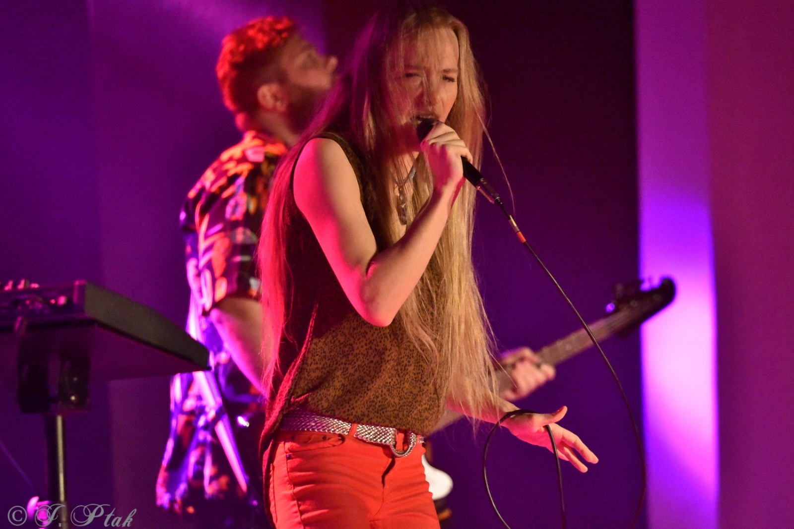 Zdjęcie w galerii na portalu naszraciborz.pl: RoCK UP. Mocne brzmienie w raciborskim wydaniu [FOTO] wiadomości z regionu