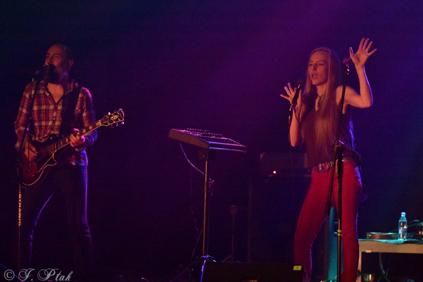 Zdjęcie w galerii na portalu naszraciborz.pl: RoCK UP. Mocne brzmienie w raciborskim wydaniu [FOTO] wiadomości z regionu