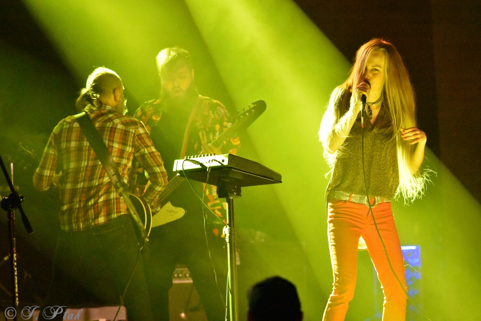 Zdjęcie w galerii na portalu naszraciborz.pl: RoCK UP. Mocne brzmienie w raciborskim wydaniu [FOTO] wiadomości z regionu