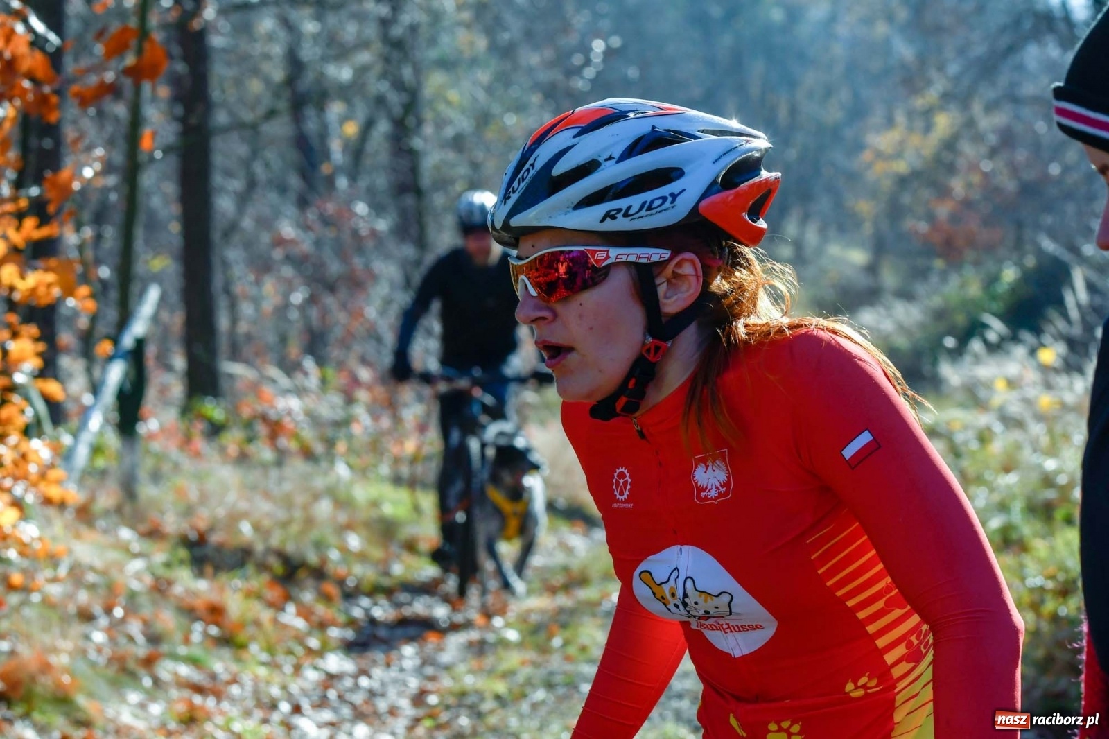 Zdjęcie w galerii na portalu naszraciborz.pl: Kuźnia Raciborska. Międzynarodowe Wyścigi Psich Zaprzęgów SZCZEKOWYJE wiadomości z regionu