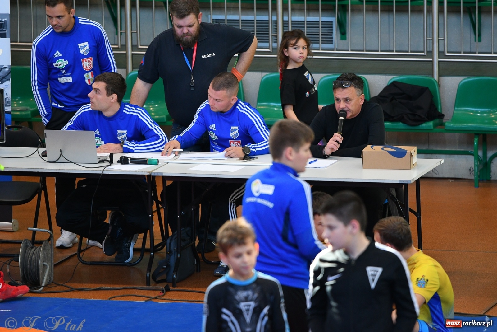 Zdjęcie w galerii na portalu naszraciborz.pl: Zapaśnicza Unia Racibórz świętuje 75-lecie klubu wiadomości z regionu