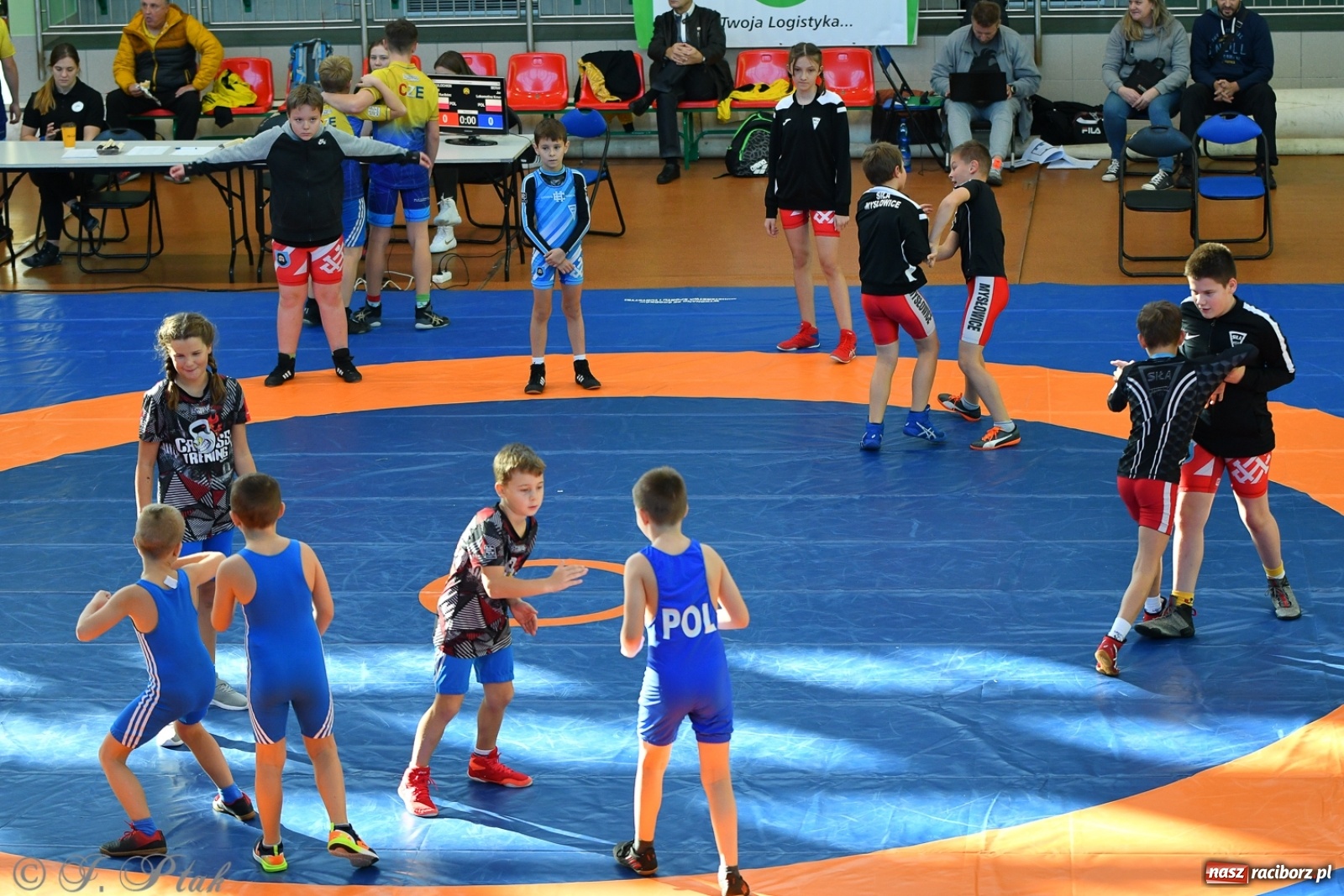 Zdjęcie w galerii na portalu naszraciborz.pl: Zapaśnicza Unia Racibórz świętuje 75-lecie klubu wiadomości z regionu