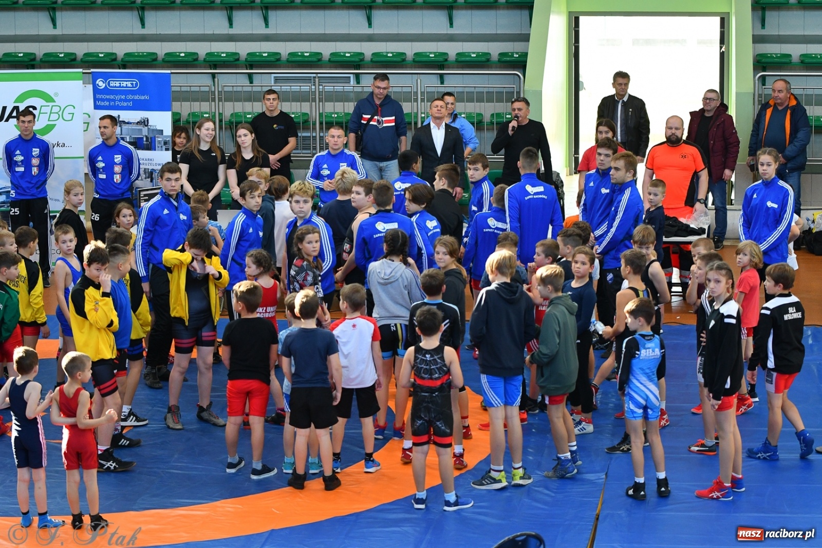 Zdjęcie w galerii na portalu naszraciborz.pl: Zapaśnicza Unia Racibórz świętuje 75-lecie klubu wiadomości z regionu