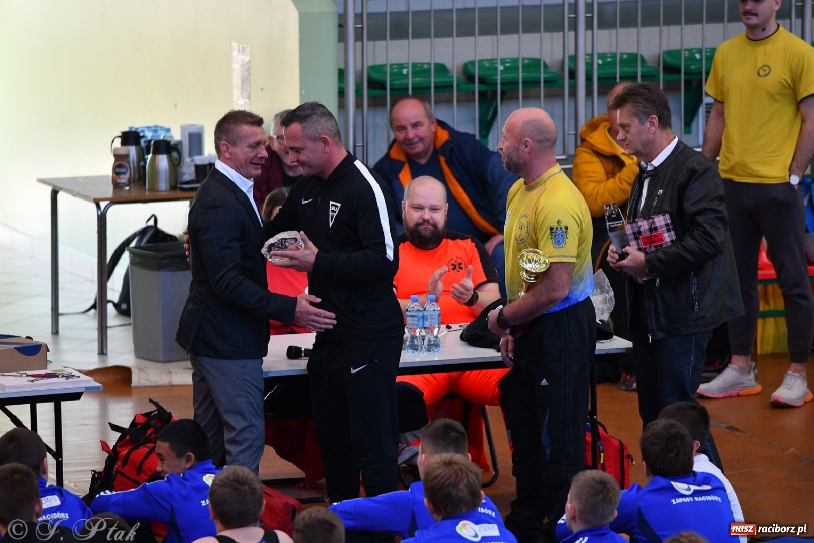 Zdjęcie w galerii na portalu naszraciborz.pl: Zapaśnicza Unia Racibórz świętuje 75-lecie klubu wiadomości z regionu