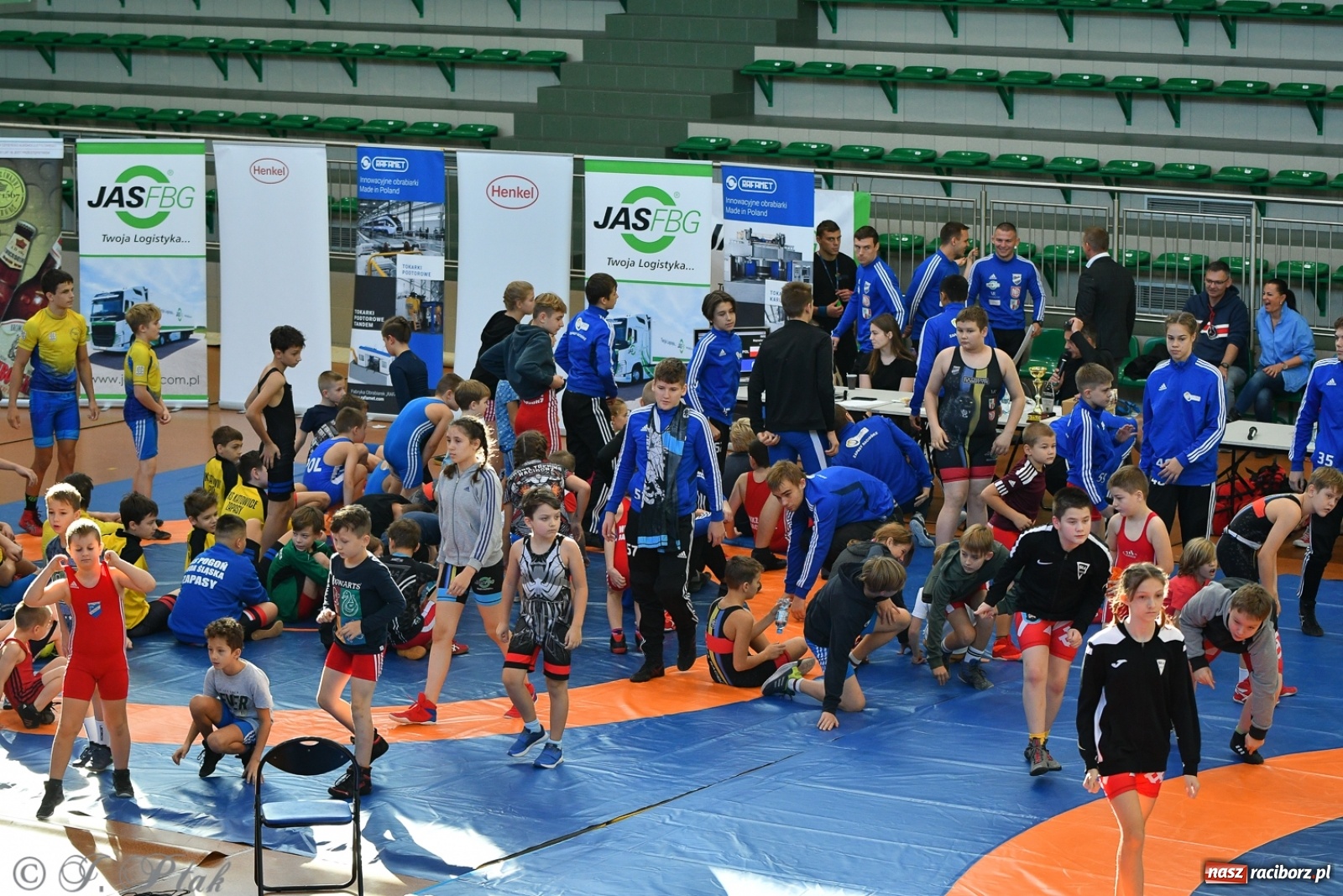 Zdjęcie w galerii na portalu naszraciborz.pl: Zapaśnicza Unia Racibórz świętuje 75-lecie klubu wiadomości z regionu