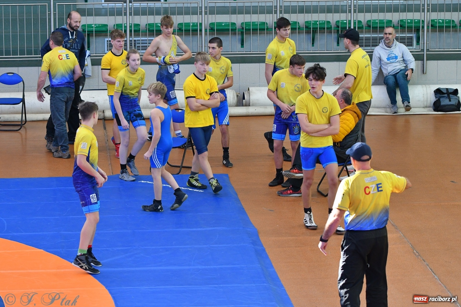 Zdjęcie w galerii na portalu naszraciborz.pl: Zapaśnicza Unia Racibórz świętuje 75-lecie klubu wiadomości z regionu