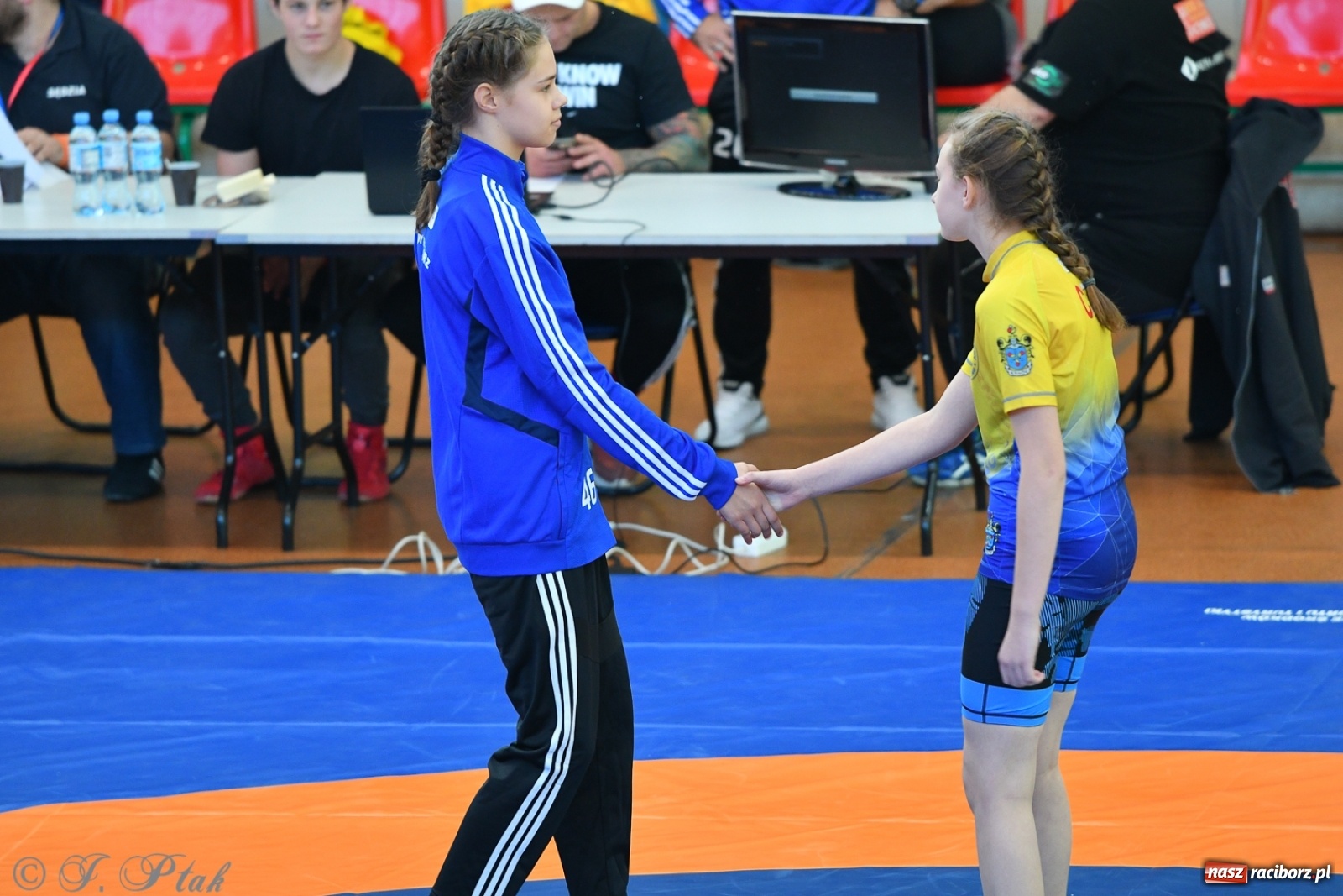 Zdjęcie w galerii na portalu naszraciborz.pl: Zapaśnicza Unia Racibórz świętuje 75-lecie klubu wiadomości z regionu