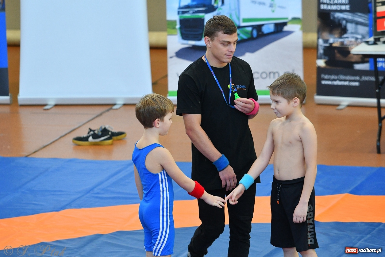 Zdjęcie w galerii na portalu naszraciborz.pl: Zapaśnicza Unia Racibórz świętuje 75-lecie klubu wiadomości z regionu