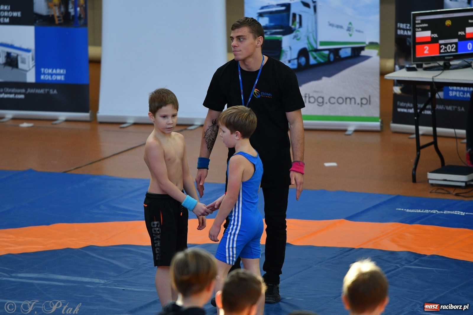 Zdjęcie w galerii na portalu naszraciborz.pl: Zapaśnicza Unia Racibórz świętuje 75-lecie klubu wiadomości z regionu