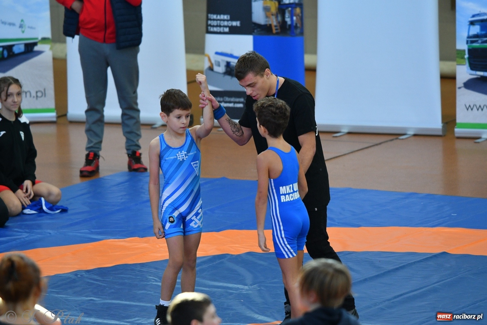 Zdjęcie w galerii na portalu naszraciborz.pl: Zapaśnicza Unia Racibórz świętuje 75-lecie klubu wiadomości z regionu