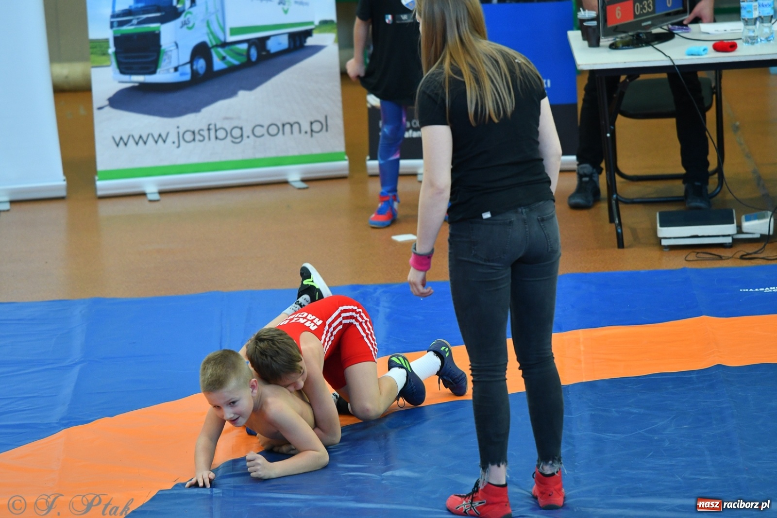 Zdjęcie w galerii na portalu naszraciborz.pl: Zapaśnicza Unia Racibórz świętuje 75-lecie klubu wiadomości z regionu