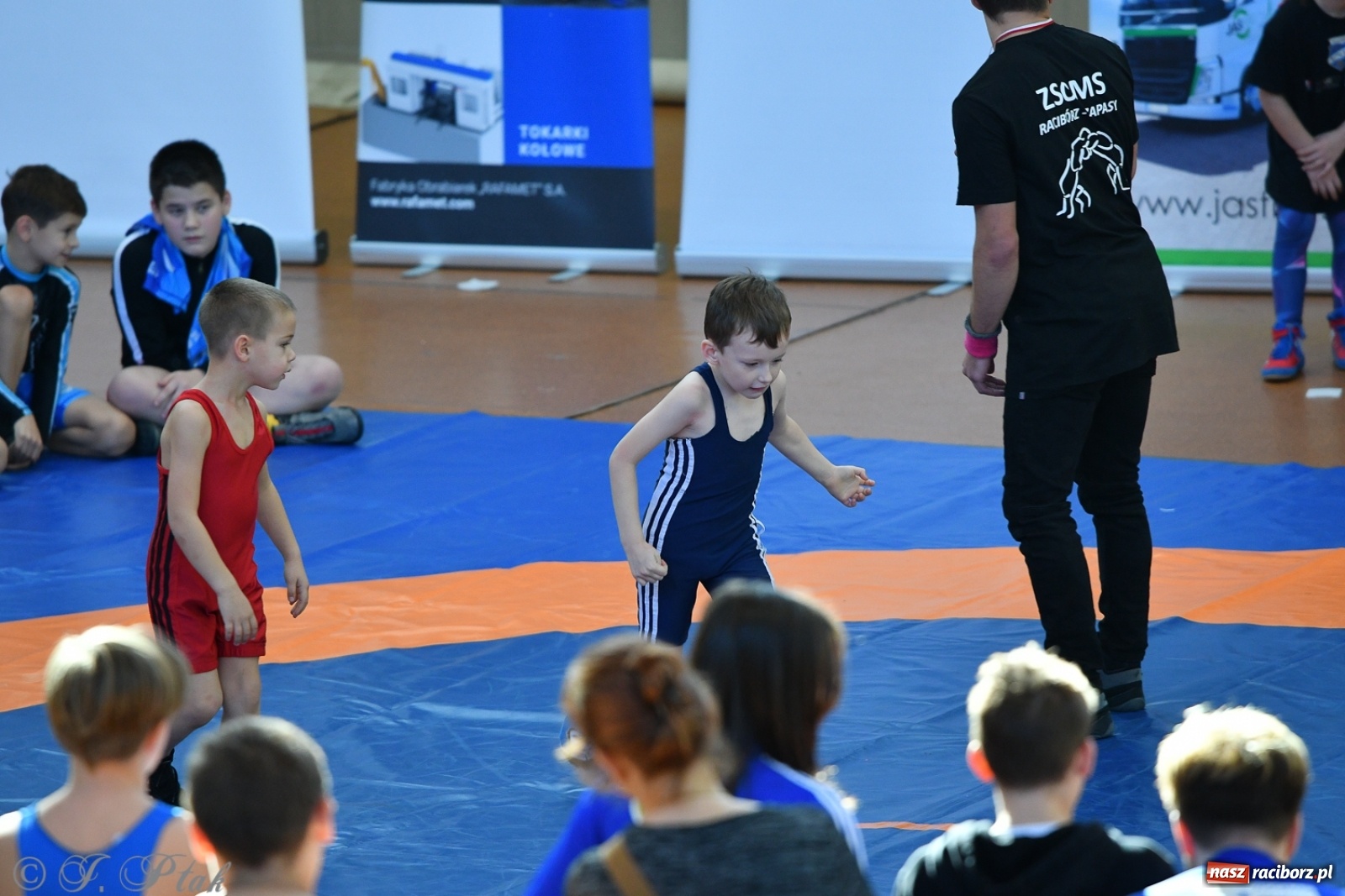 Zdjęcie w galerii na portalu naszraciborz.pl: Zapaśnicza Unia Racibórz świętuje 75-lecie klubu wiadomości z regionu