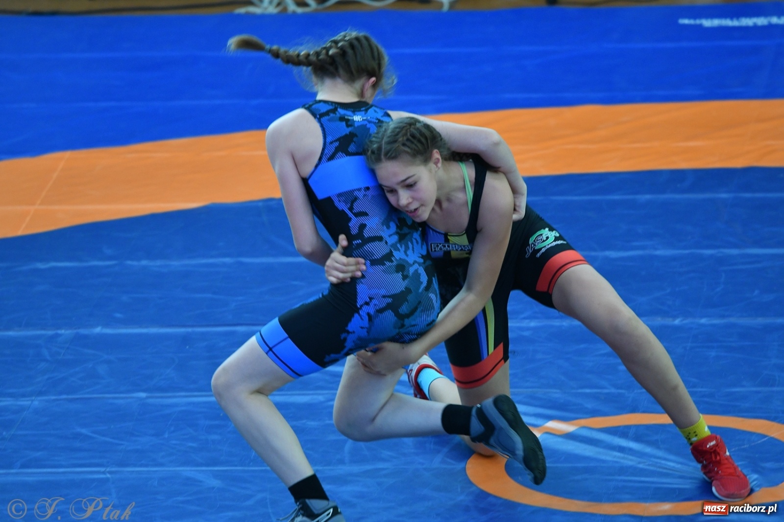 Zdjęcie w galerii na portalu naszraciborz.pl: Zapaśnicza Unia Racibórz świętuje 75-lecie klubu wiadomości z regionu