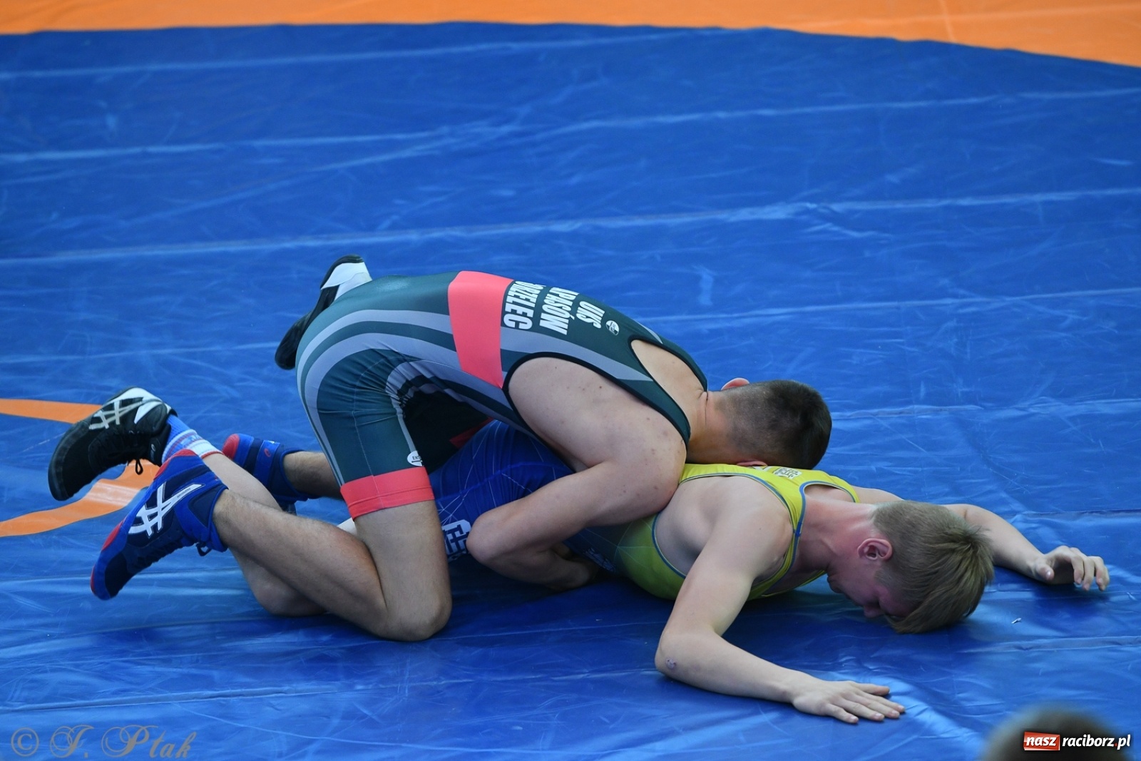 Zdjęcie w galerii na portalu naszraciborz.pl: Zapaśnicza Unia Racibórz świętuje 75-lecie klubu wiadomości z regionu