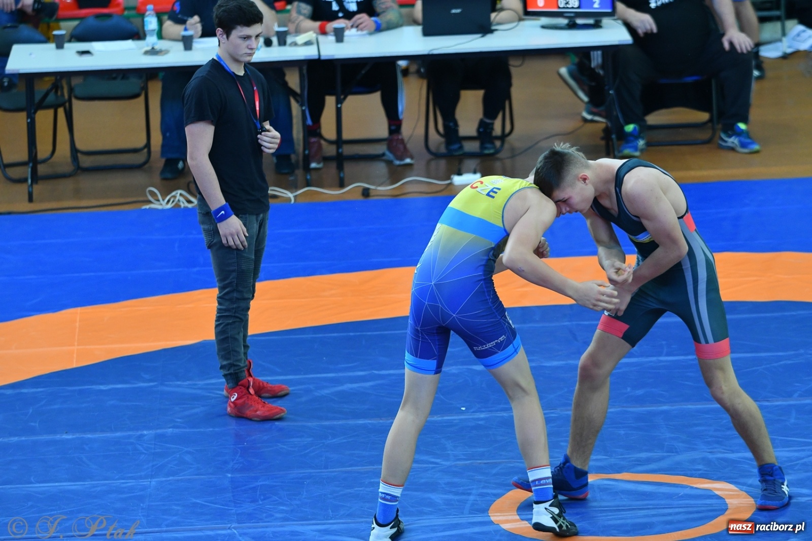 Zdjęcie w galerii na portalu naszraciborz.pl: Zapaśnicza Unia Racibórz świętuje 75-lecie klubu wiadomości z regionu