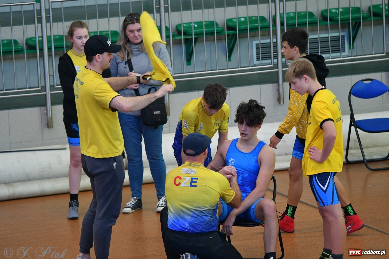 Zdjęcie w galerii na portalu naszraciborz.pl: Zapaśnicza Unia Racibórz świętuje 75-lecie klubu wiadomości z regionu