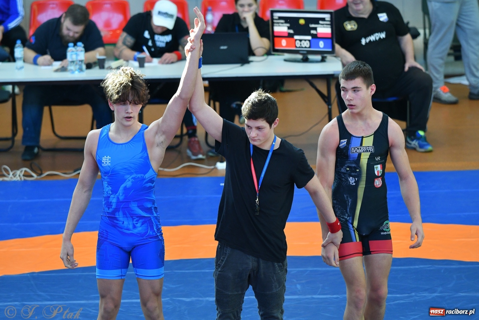 Zdjęcie w galerii na portalu naszraciborz.pl: Zapaśnicza Unia Racibórz świętuje 75-lecie klubu wiadomości z regionu