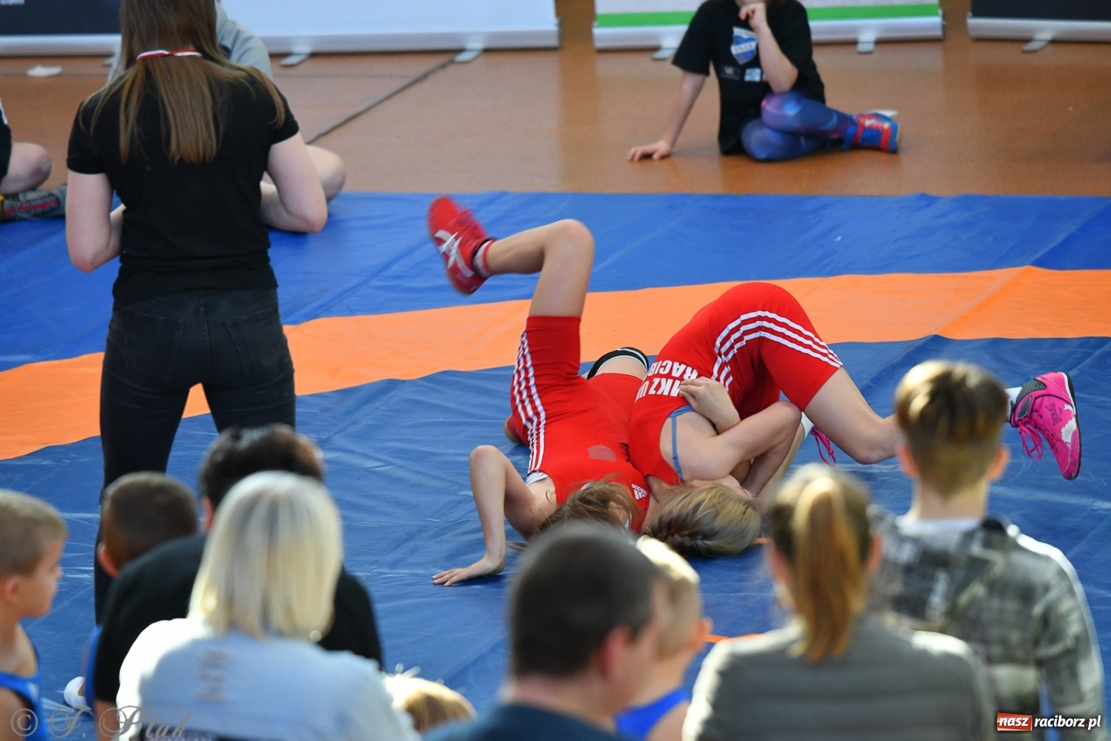 Zdjęcie w galerii na portalu naszraciborz.pl: Zapaśnicza Unia Racibórz świętuje 75-lecie klubu wiadomości z regionu