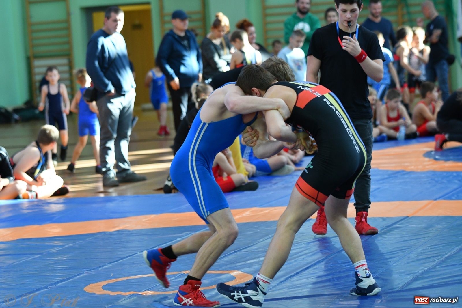 Zdjęcie w galerii na portalu naszraciborz.pl: Zapaśnicza Unia Racibórz świętuje 75-lecie klubu wiadomości z regionu