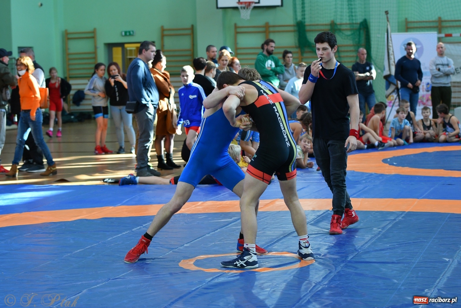 Zdjęcie w galerii na portalu naszraciborz.pl: Zapaśnicza Unia Racibórz świętuje 75-lecie klubu wiadomości z regionu