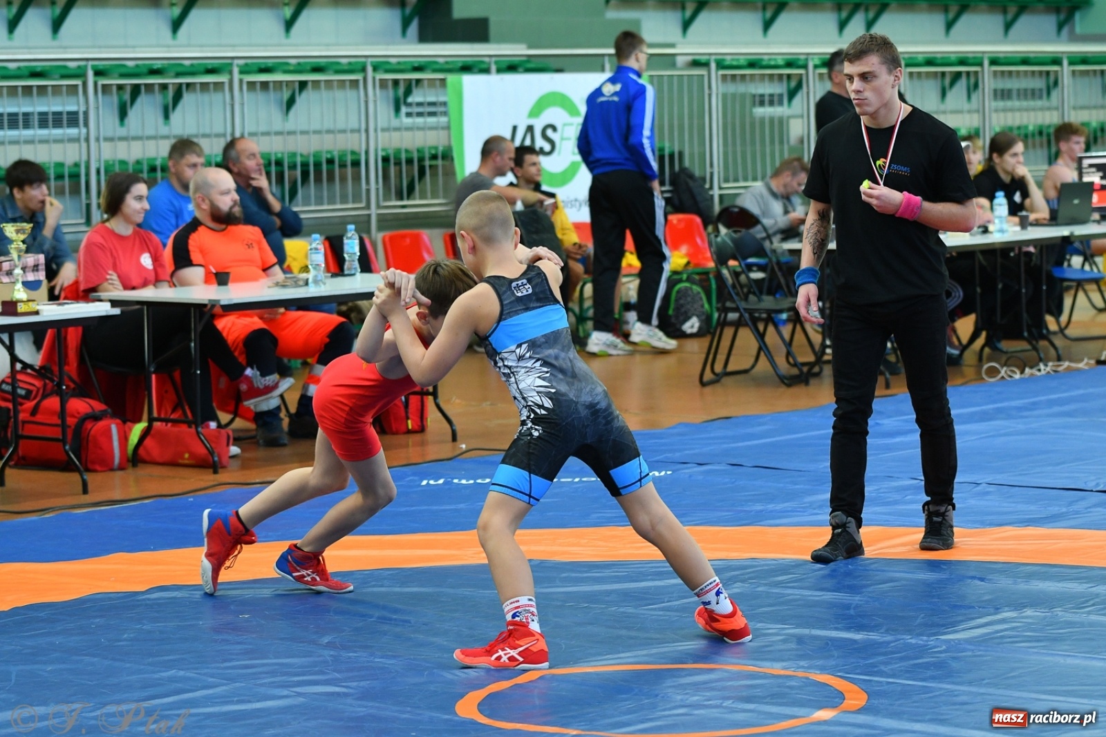 Zdjęcie w galerii na portalu naszraciborz.pl: Zapaśnicza Unia Racibórz świętuje 75-lecie klubu wiadomości z regionu