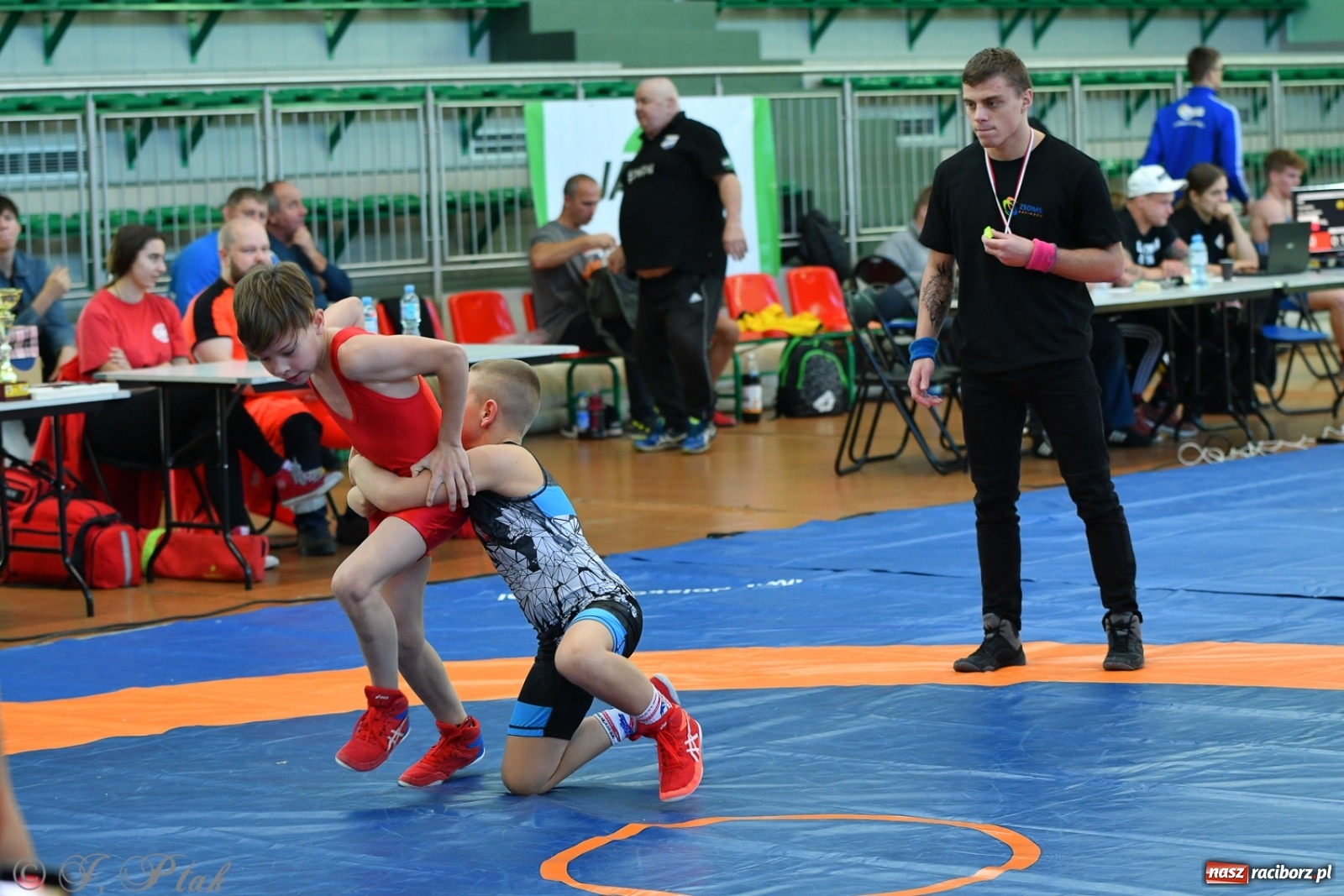 Zdjęcie w galerii na portalu naszraciborz.pl: Zapaśnicza Unia Racibórz świętuje 75-lecie klubu wiadomości z regionu