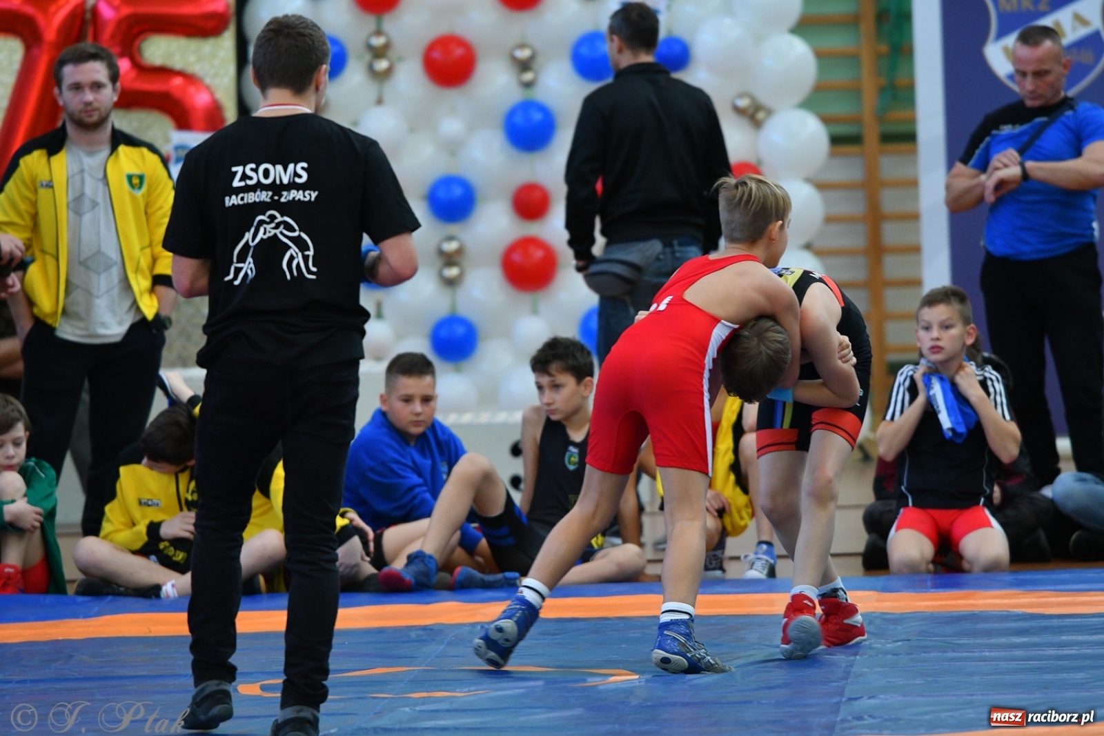 Zdjęcie w galerii na portalu naszraciborz.pl: Zapaśnicza Unia Racibórz świętuje 75-lecie klubu wiadomości z regionu