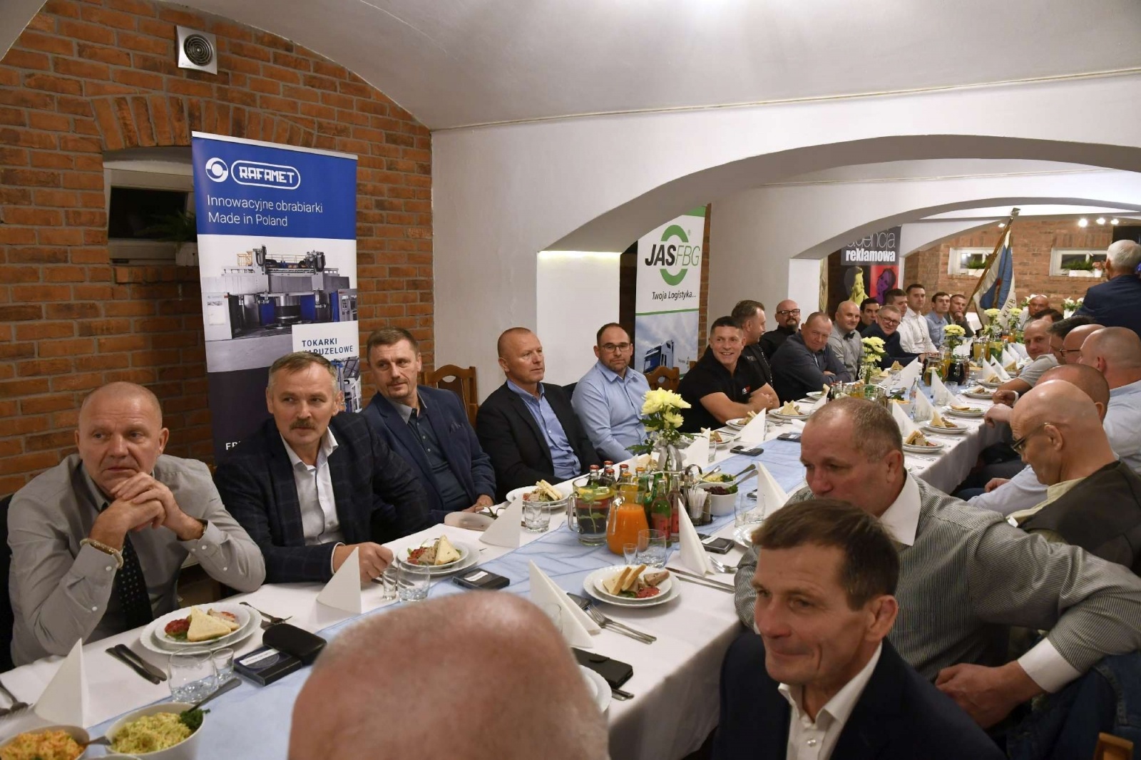 Zdjęcie w galerii na portalu naszraciborz.pl: Trzy pokolenia zapaśników, trenerów i działaczy świętowały 75-lecie Unii Racibórz wiadomości z regionu