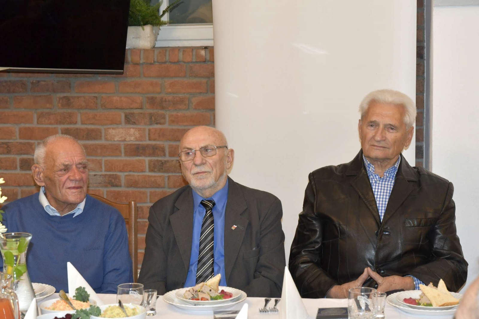 Zdjęcie w galerii na portalu naszraciborz.pl: Trzy pokolenia zapaśników, trenerów i działaczy świętowały 75-lecie Unii Racibórz wiadomości z regionu