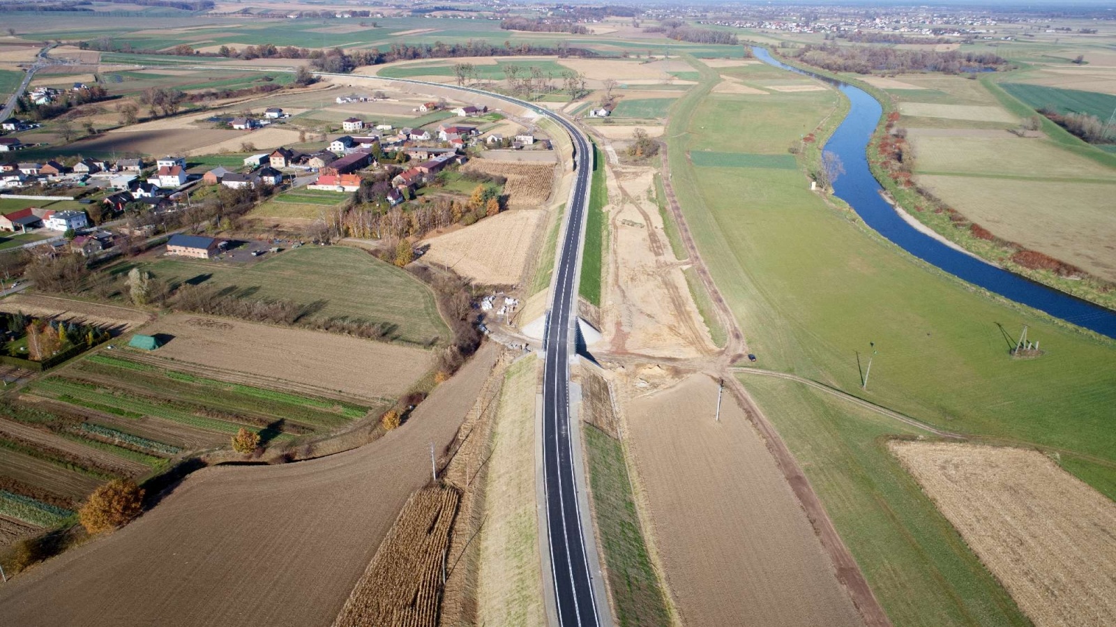 Zdjęcie w galerii na portalu naszraciborz.pl: Raport z budowy wschodniej obwodnicy Raciborza [WIDEO 06.11.2021] wiadomości z regionu