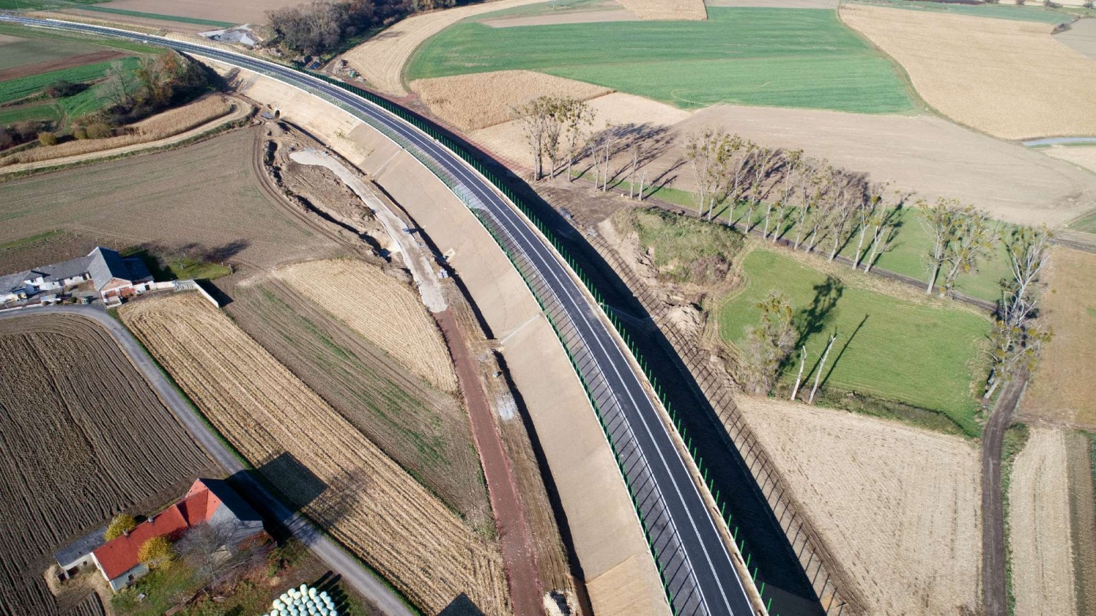 Zdjęcie w galerii na portalu naszraciborz.pl: Raport z budowy wschodniej obwodnicy Raciborza [WIDEO 06.11.2021] wiadomości z regionu