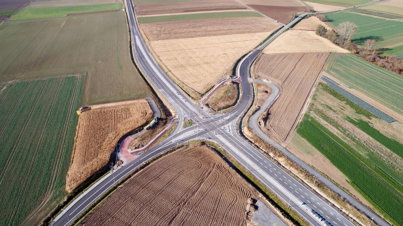 Zdjęcie w galerii na portalu naszraciborz.pl: Raport z budowy wschodniej obwodnicy Raciborza [WIDEO 06.11.2021] wiadomości z regionu