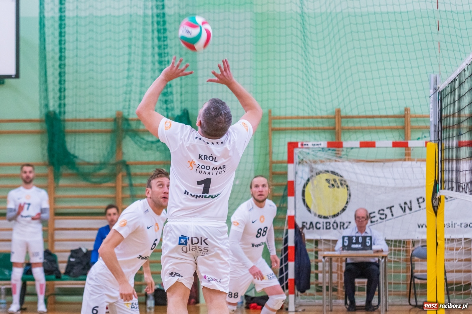 Zdjęcie w galerii na portalu naszraciborz.pl: RLPS. Faworyci z wygranymi [FOTO i WIDEO] wiadomości z regionu