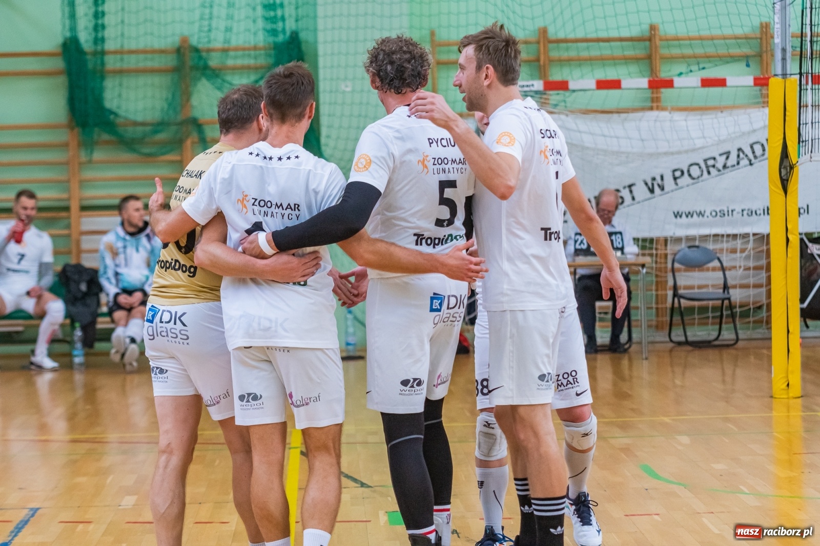 Zdjęcie w galerii na portalu naszraciborz.pl: RLPS. Faworyci z wygranymi [FOTO i WIDEO] wiadomości z regionu