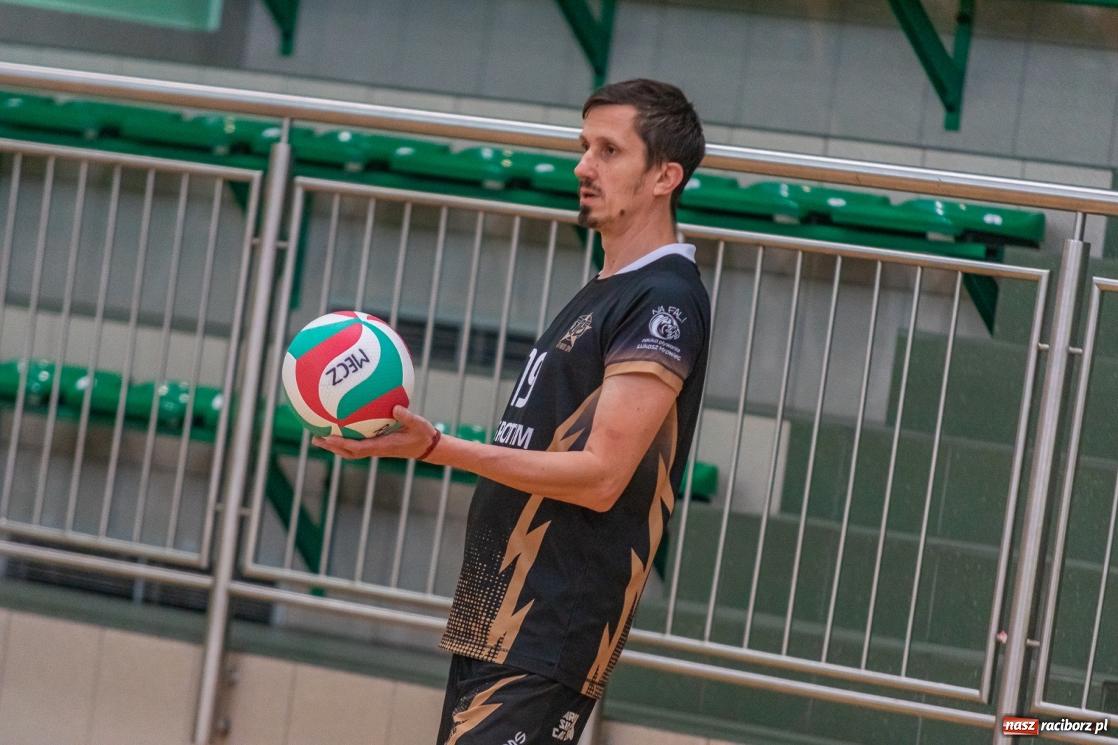 Zdjęcie w galerii na portalu naszraciborz.pl: RLPS. Faworyci z wygranymi [FOTO i WIDEO] wiadomości z regionu