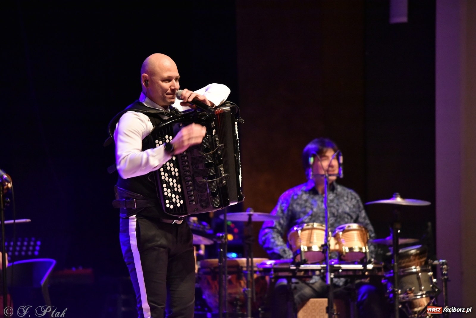 Zdjęcie w galerii na portalu naszraciborz.pl: Marcin Wyrostek TRIO & Raciborska Orkiestra Plania wiadomości z regionu