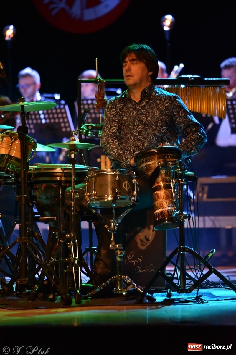 Zdjęcie w galerii na portalu naszraciborz.pl: Marcin Wyrostek TRIO & Raciborska Orkiestra Plania wiadomości z regionu