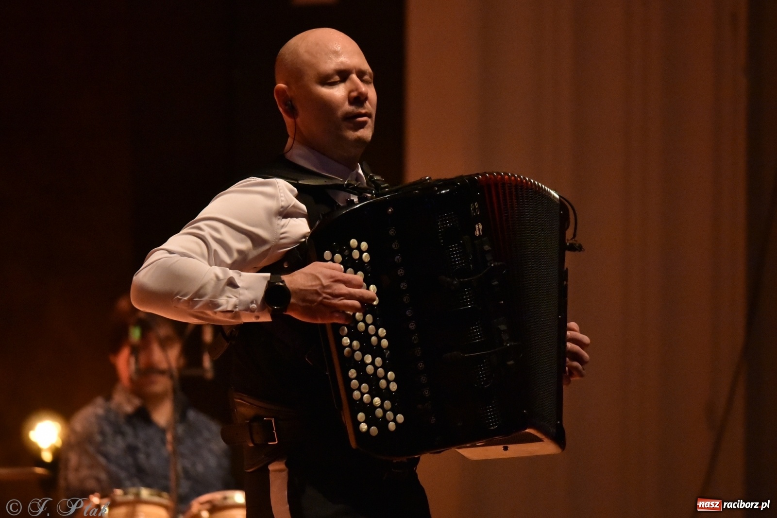 Zdjęcie w galerii na portalu naszraciborz.pl: Marcin Wyrostek TRIO & Raciborska Orkiestra Plania wiadomości z regionu