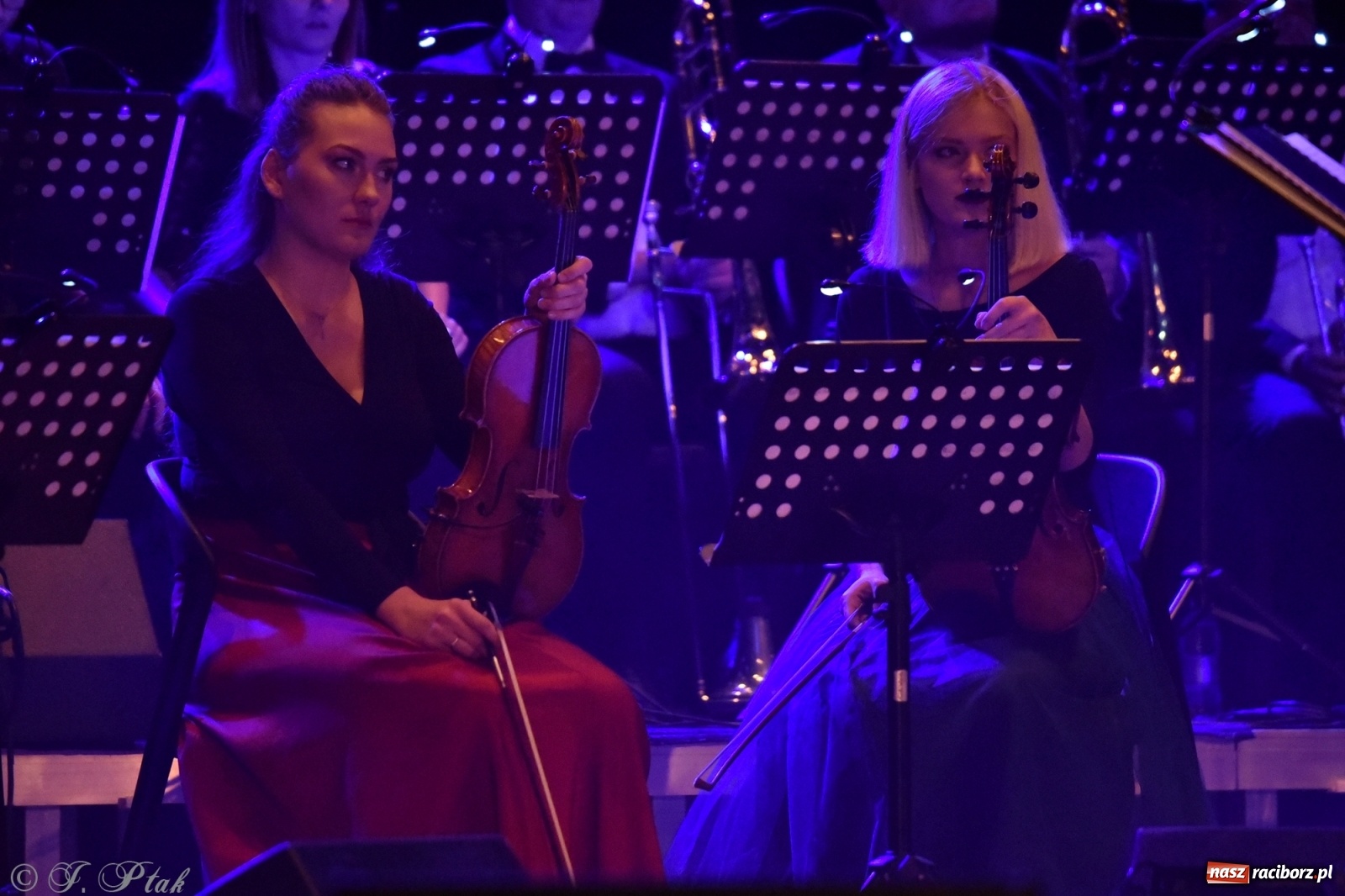 Zdjęcie w galerii na portalu naszraciborz.pl: Marcin Wyrostek TRIO & Raciborska Orkiestra Plania wiadomości z regionu