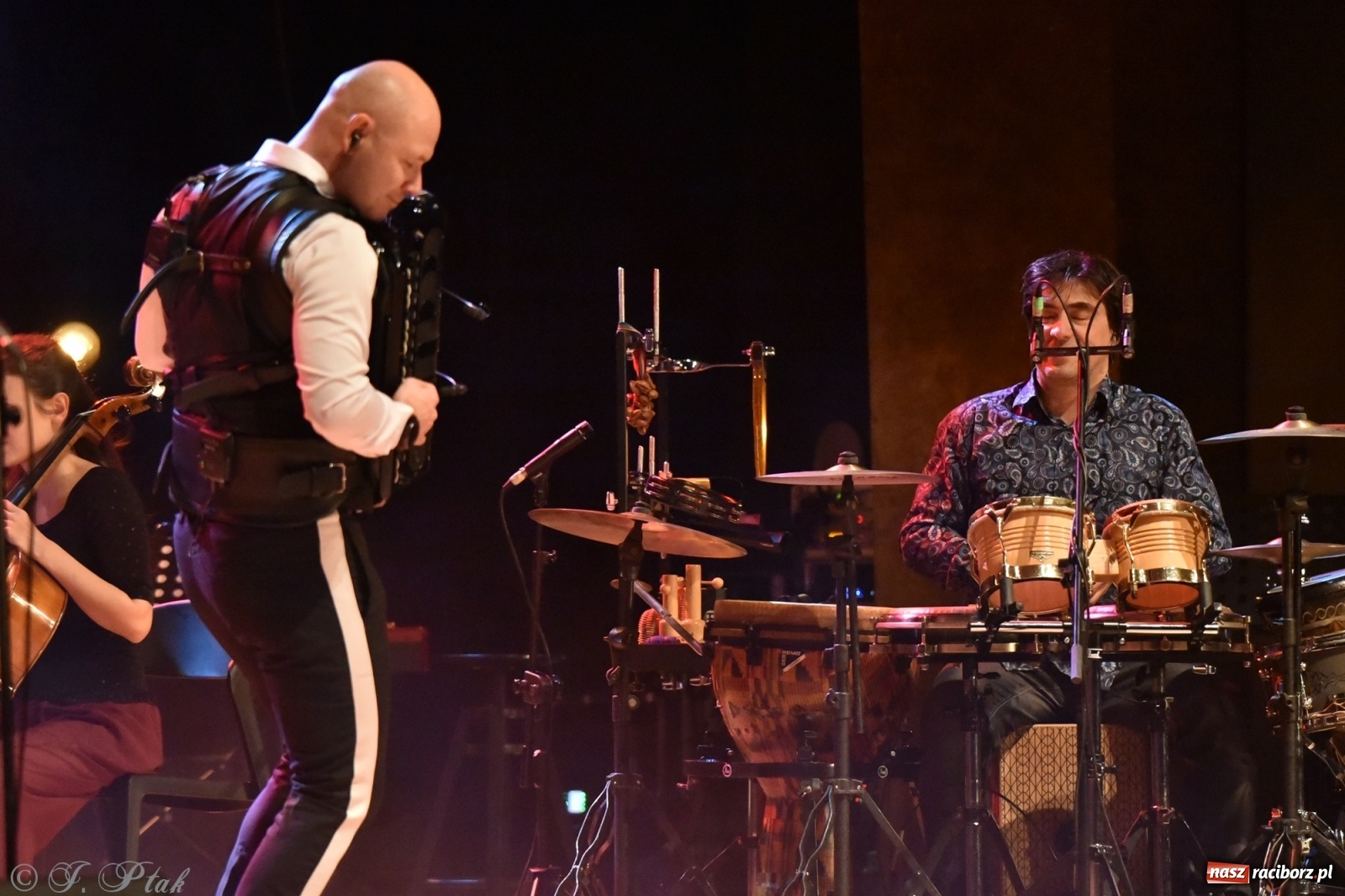 Zdjęcie w galerii na portalu naszraciborz.pl: Marcin Wyrostek TRIO & Raciborska Orkiestra Plania wiadomości z regionu