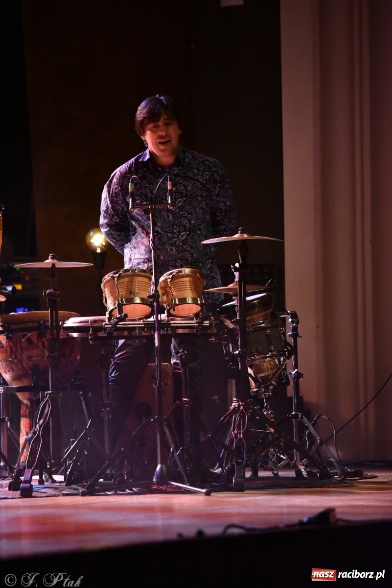 Zdjęcie w galerii na portalu naszraciborz.pl: Marcin Wyrostek TRIO & Raciborska Orkiestra Plania wiadomości z regionu