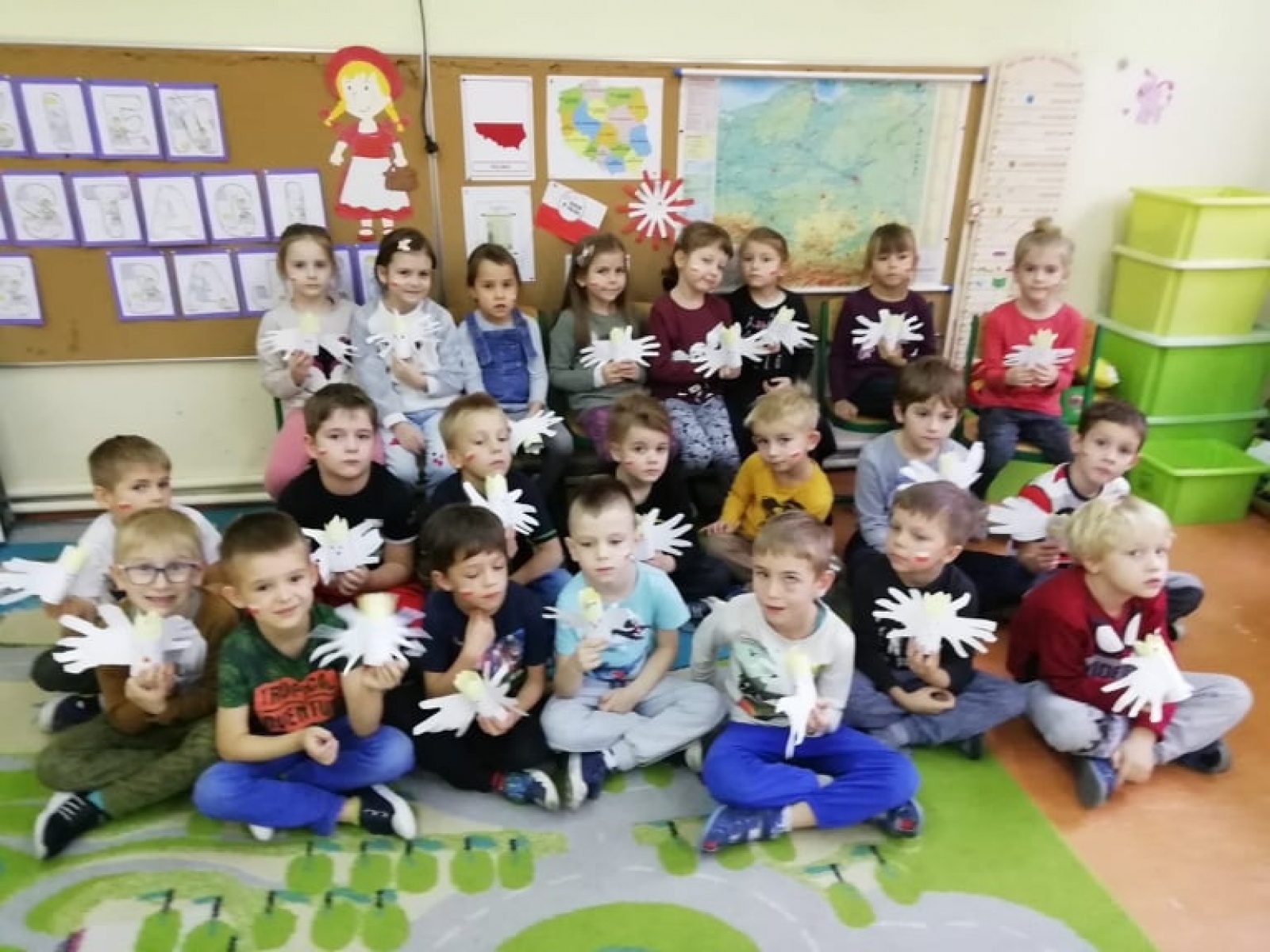 Zdjęcie w galerii na portalu naszraciborz.pl: Rozmowy o Polsce w rudzkim przedszkolu wiadomości z regionu