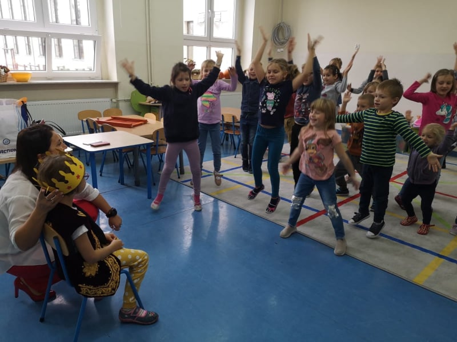 Zdjęcie w galerii na portalu naszraciborz.pl: Rozmowy o Polsce w rudzkim przedszkolu wiadomości z regionu