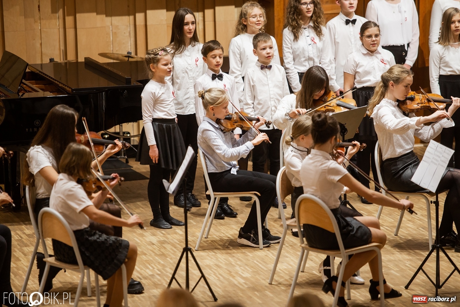 Zdjęcie w galerii na portalu naszraciborz.pl: Koncert muzyki polskiej w PSM na Święto Niepodległości wiadomości z regionu