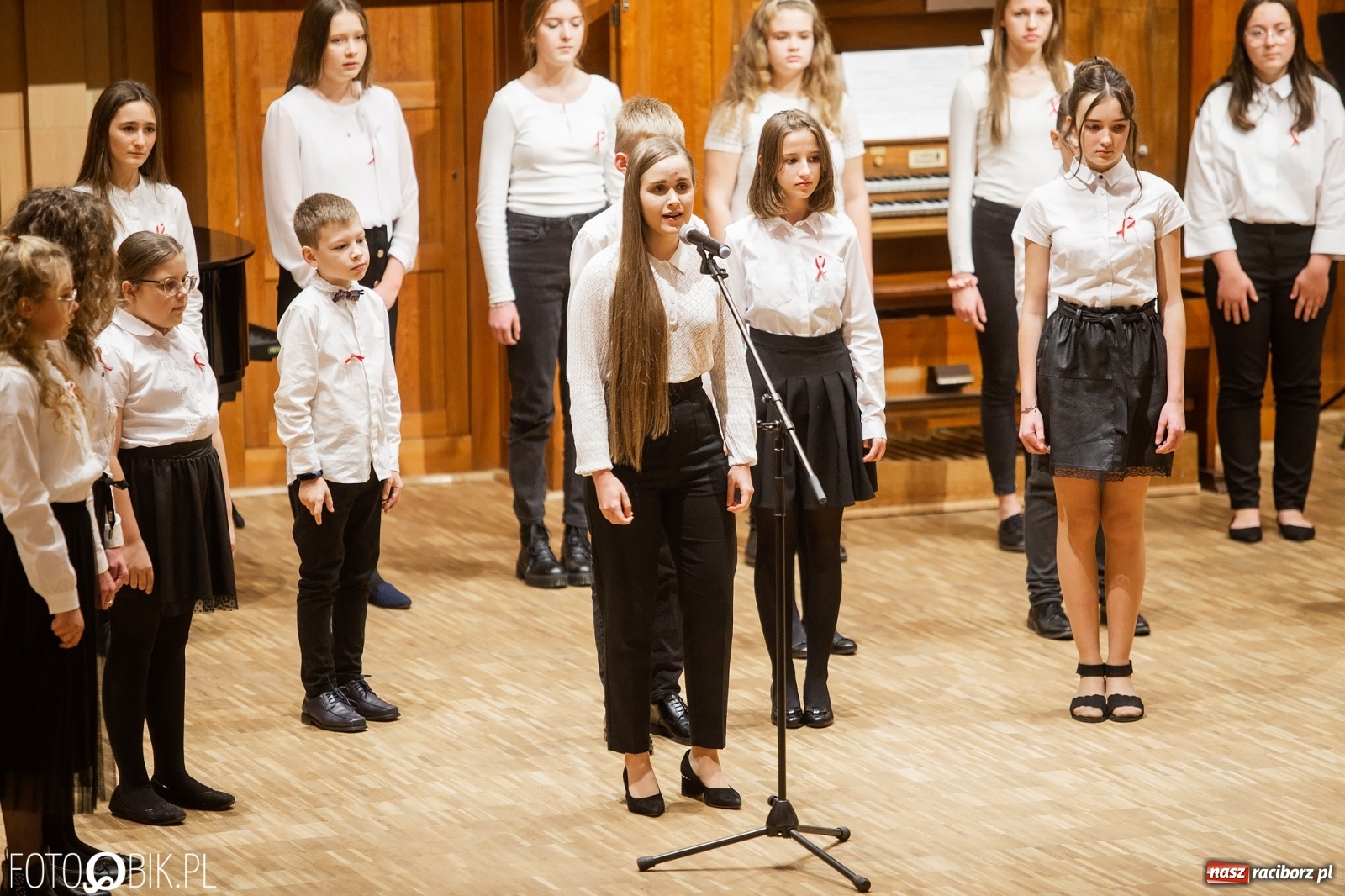 Zdjęcie w galerii na portalu naszraciborz.pl: Koncert muzyki polskiej w PSM na Święto Niepodległości wiadomości z regionu