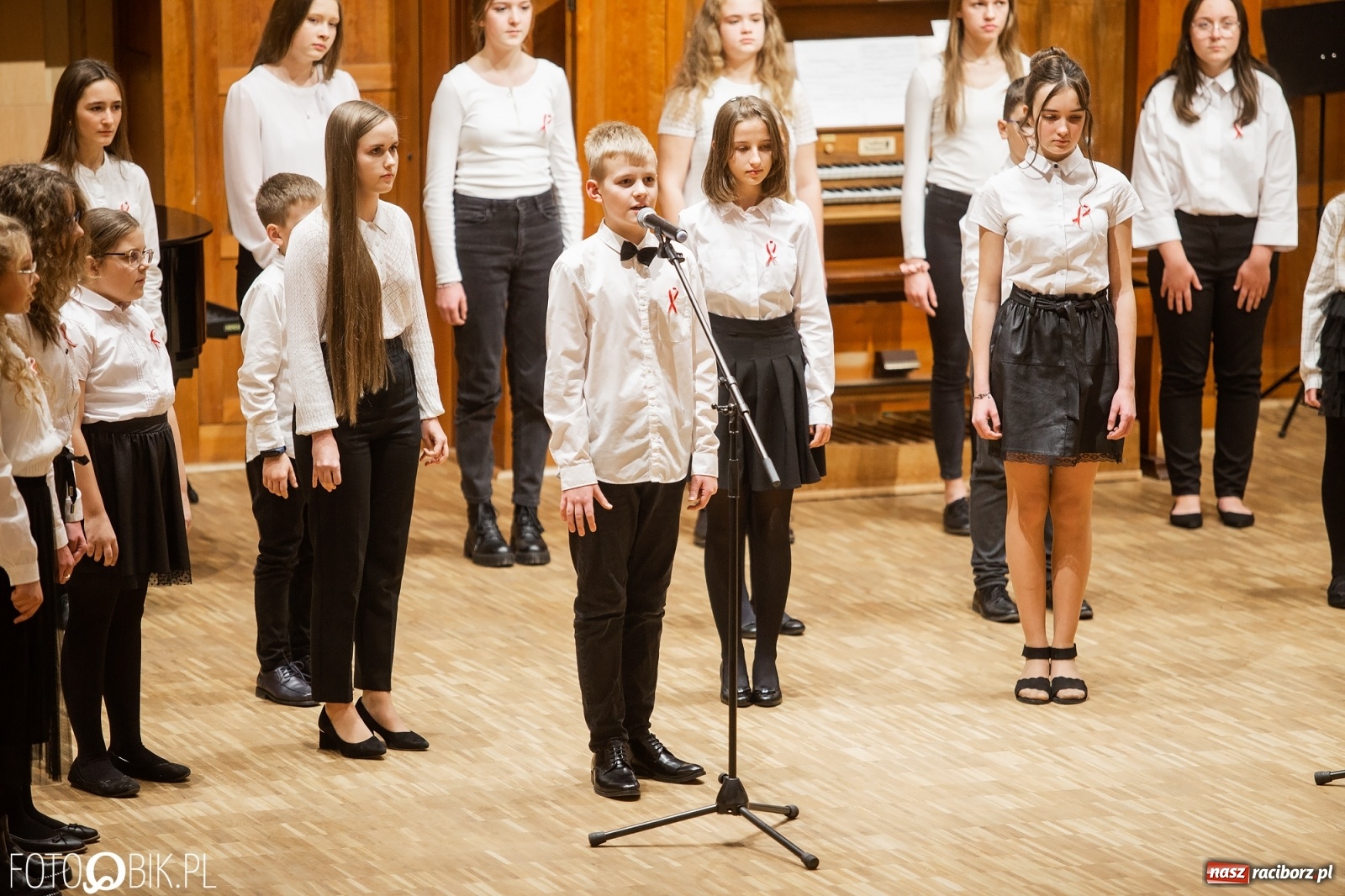 Zdjęcie w galerii na portalu naszraciborz.pl: Koncert muzyki polskiej w PSM na Święto Niepodległości wiadomości z regionu