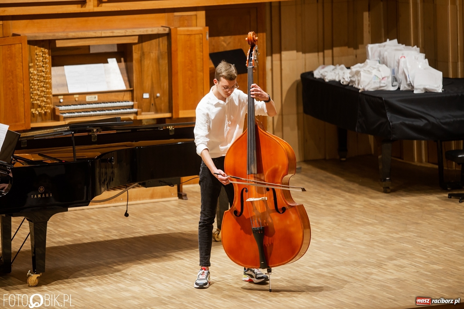 Zdjęcie w galerii na portalu naszraciborz.pl: Koncert muzyki polskiej w PSM na Święto Niepodległości wiadomości z regionu