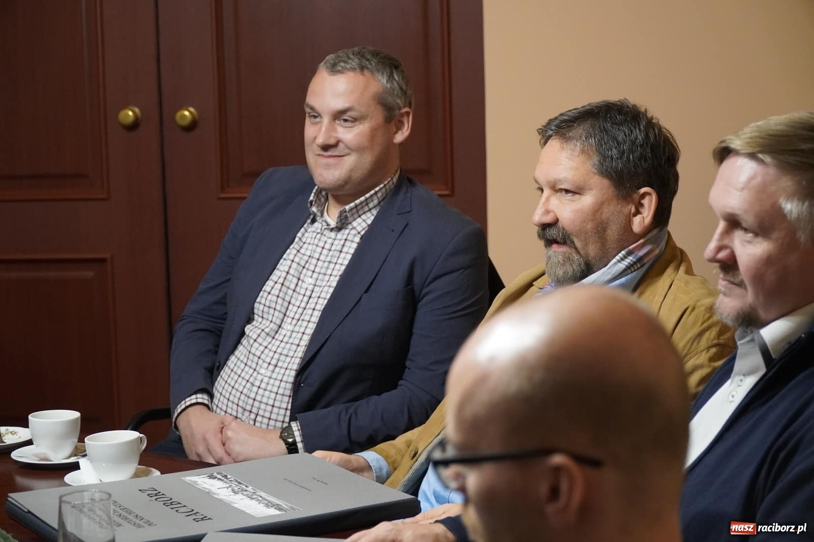 Zdjęcie w galerii na portalu naszraciborz.pl: Czas na cyfrowe archiwum Raciborza. Spotkanie w ratuszu wiadomości z regionu