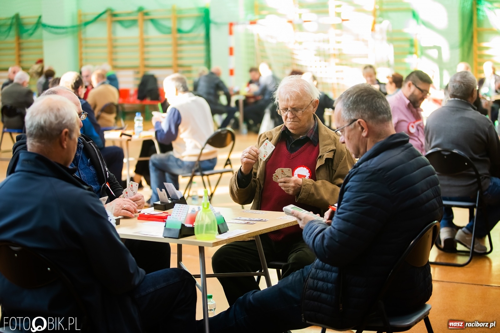 Zdjęcie w galerii na portalu naszraciborz.pl: Turniej Brydża o Podkowę Kasztanki Marszałka w Arenie Rafako wiadomości z regionu